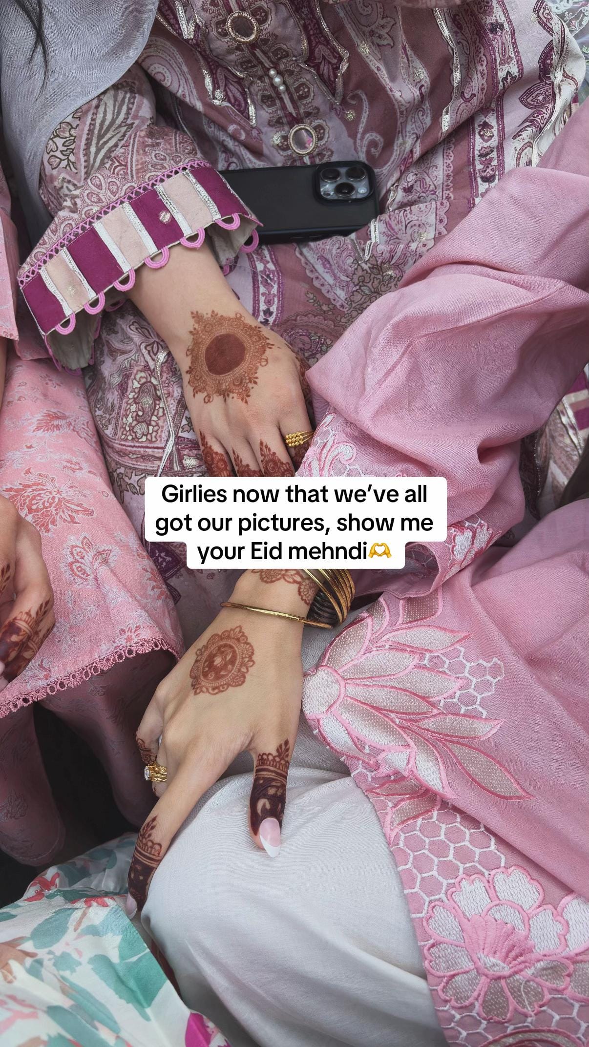 Post 7 by BIRMINGHAM HENNA ARTIST on TikTok (video)