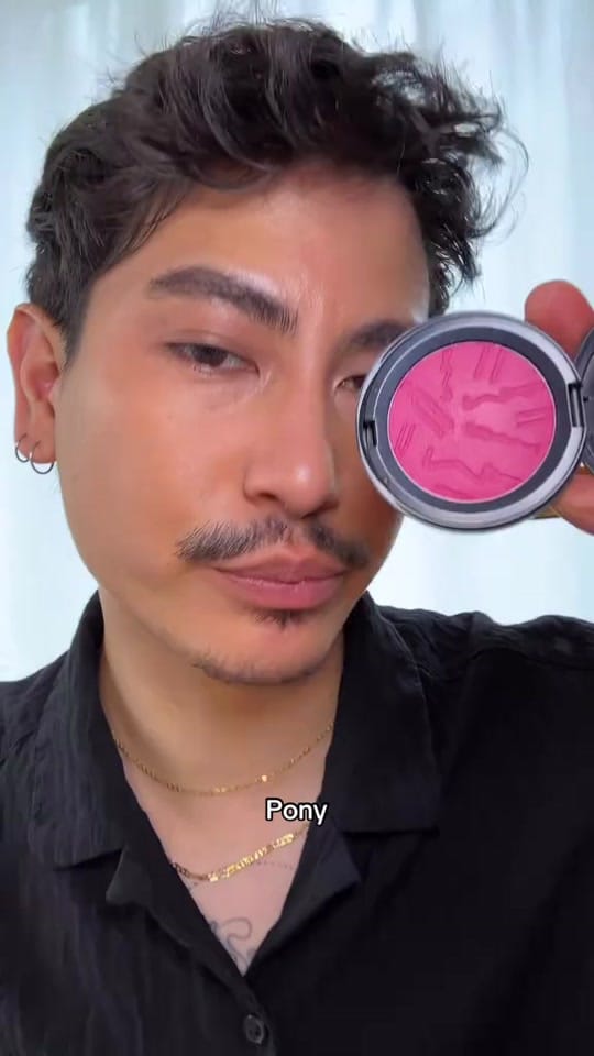 Post 6 by MAC Cosmetics DE on TikTok (video)