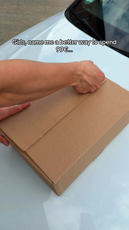 Post 2 by Trapdelivery on TikTok (video)