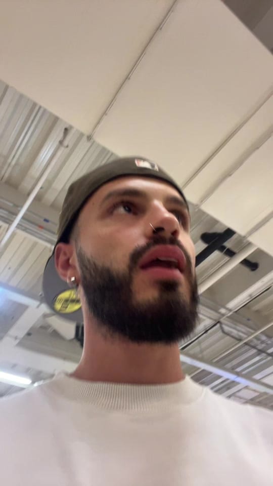 Post 8 by PIÑA on TikTok (video)