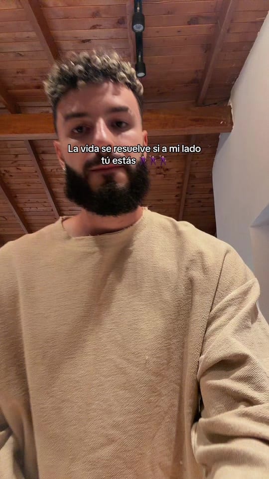 Post 2 by PIÑA on TikTok (video)