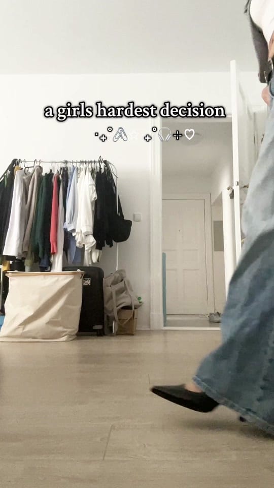 Post 8 by 𝑀𝑎𝑒 ˚ʚ♡ɞ˚ on TikTok (video)
