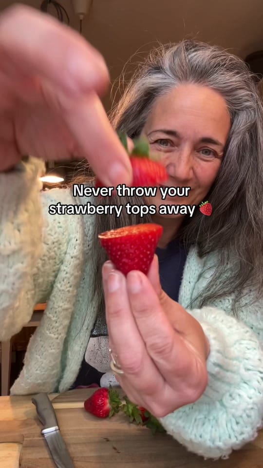 Post 4 by Mrs Clare Hoops | Crafts/Hacks on TikTok (video)