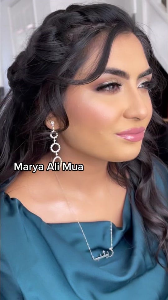 Post 4 by Marya Ali makeup artist on TikTok (video)