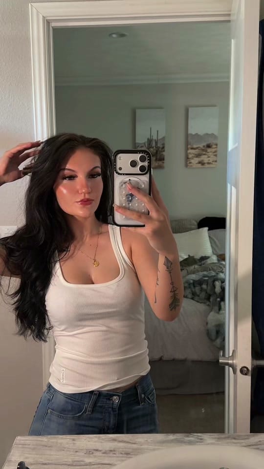 Post 8 by M a n d a 🃏 on TikTok (video)