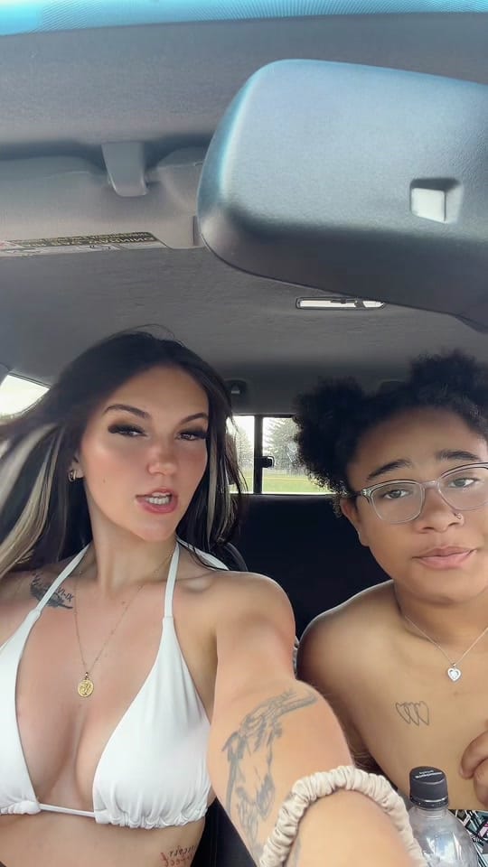 Post 2 by M a n d a 🃏 on TikTok (video)