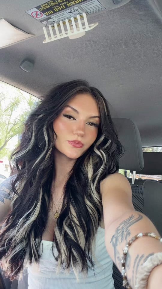 Post 4 by M a n d a 🃏 on TikTok (video)
