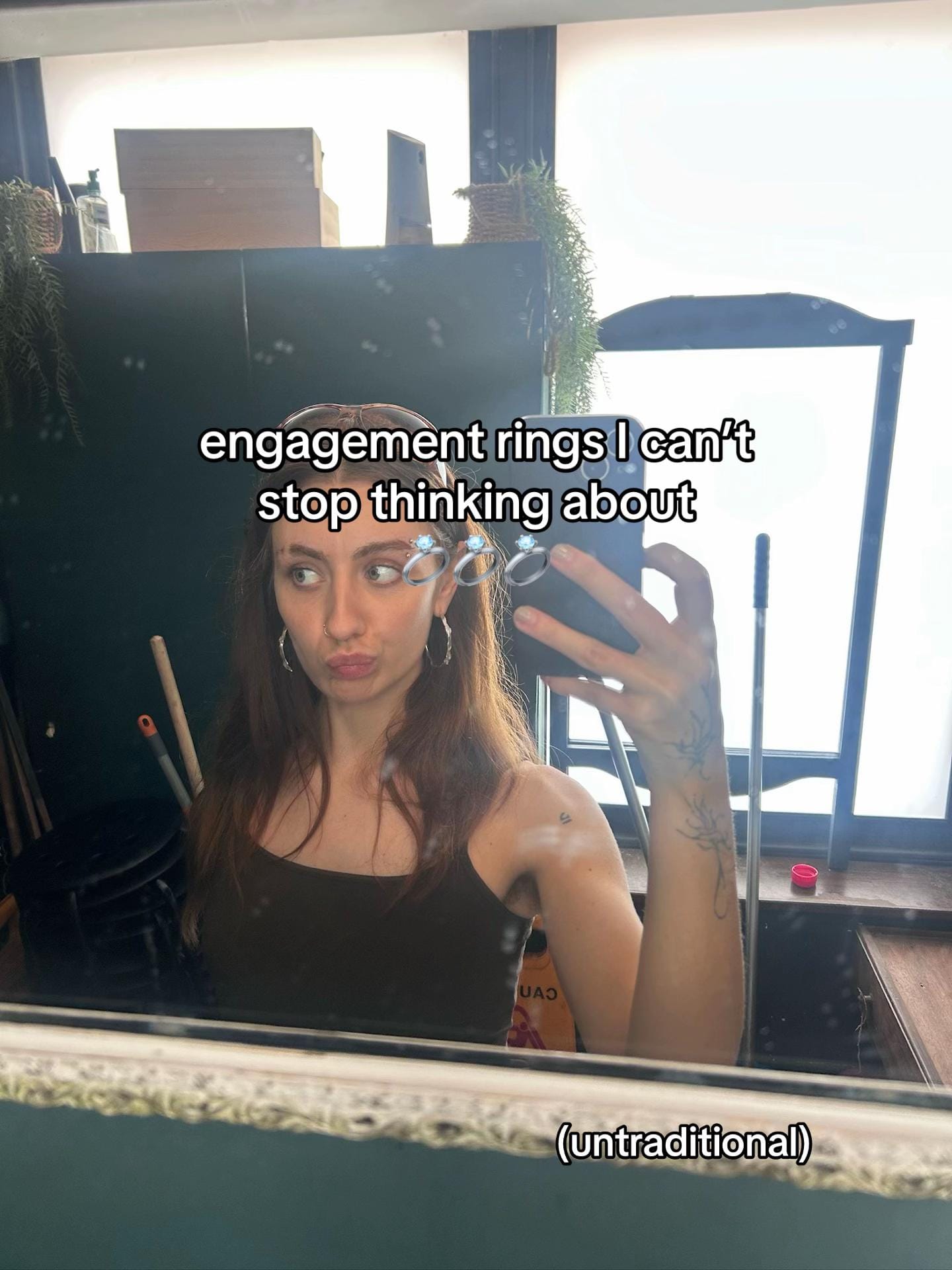 Post 7 by Lili Bunten on TikTok (video)