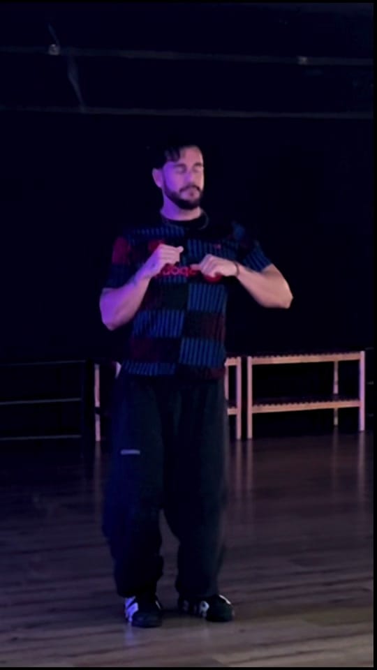 Post 2 by Alex Bullon on TikTok (video)