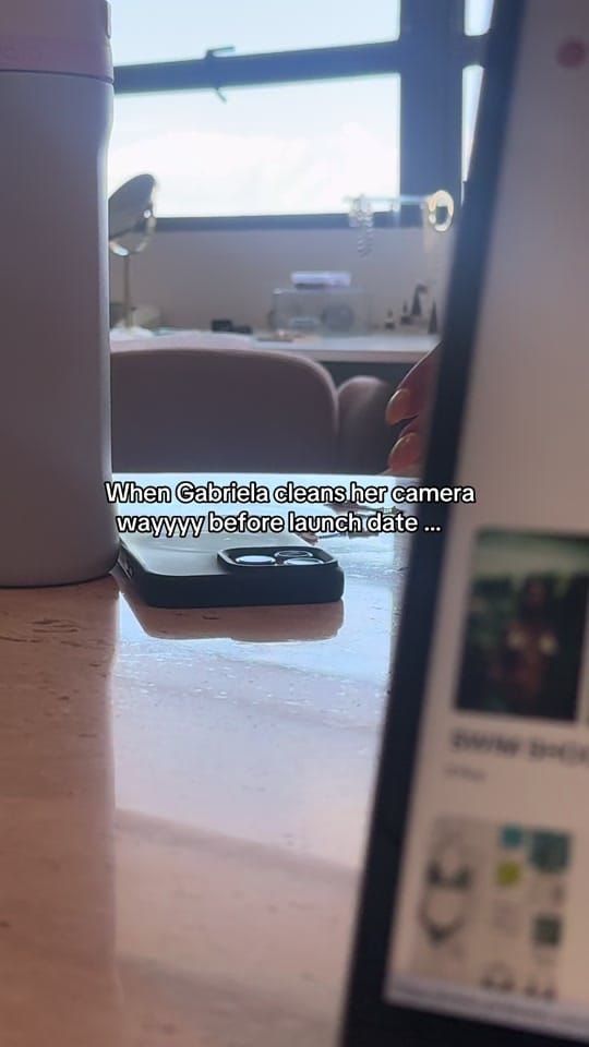 Post 1 by Diciembre Veintinueve on TikTok (video)