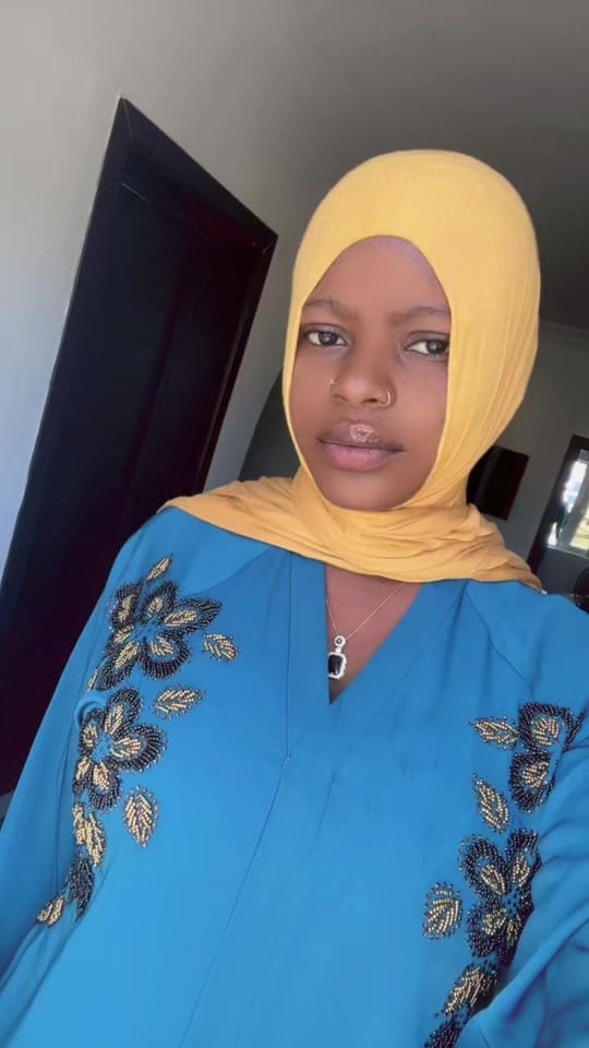 Post 1 by RAFI CLOSET 😌🧕🌸🤍 on TikTok (video)