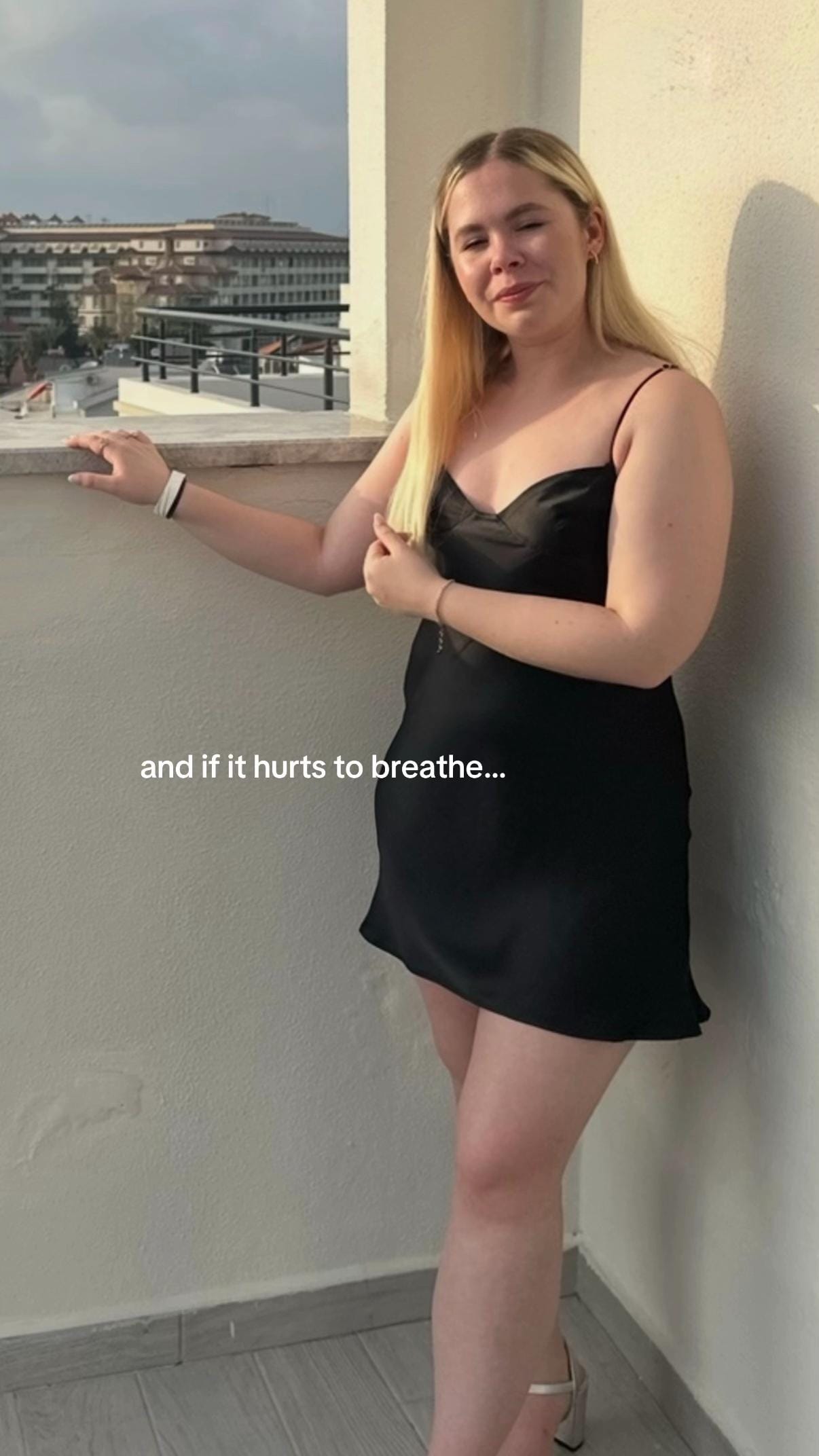 Post 1 by Eve 🍒🍸🪩 on TikTok (video)
