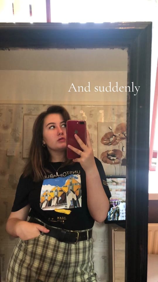 Post 4 by Chloe on TikTok (video)