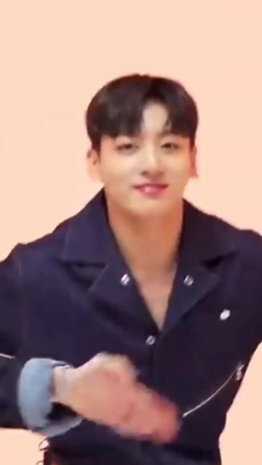 Post 4 by Piacere<3 on TikTok (video)