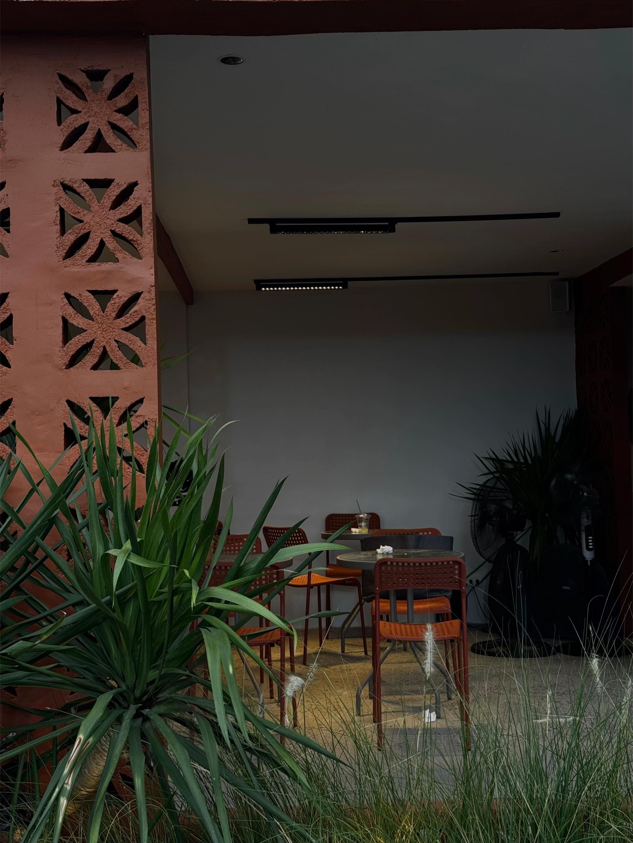Post 3 by redge’ on TikTok (video)