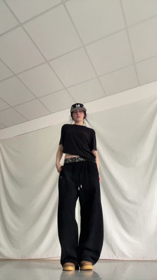 Post 1 by mobi on TikTok (video)