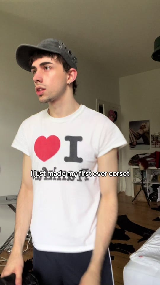 Post 1 by LéLé Cocoon on TikTok (video)