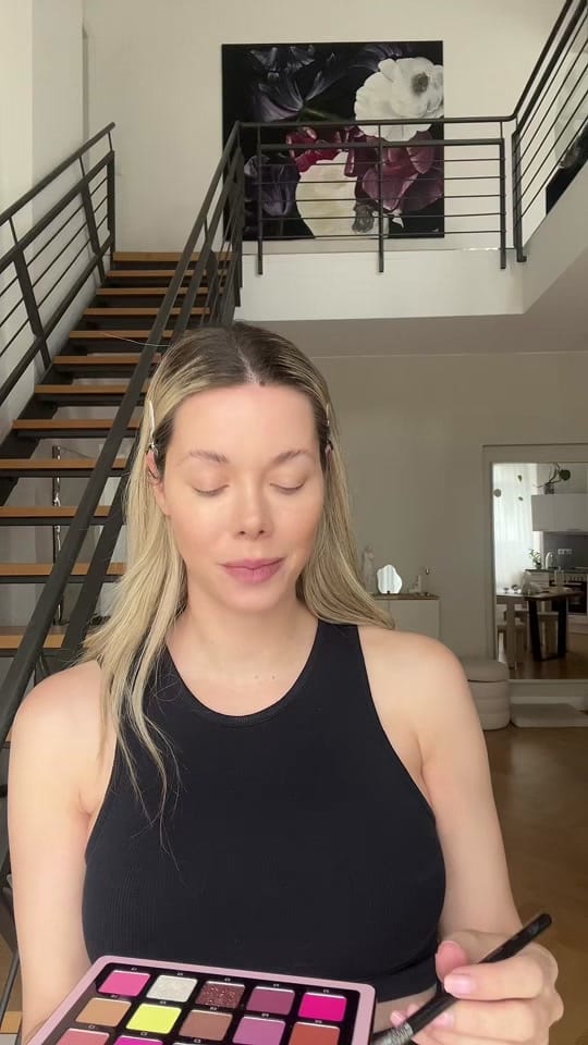 Post 6 by Marina on TikTok (video)