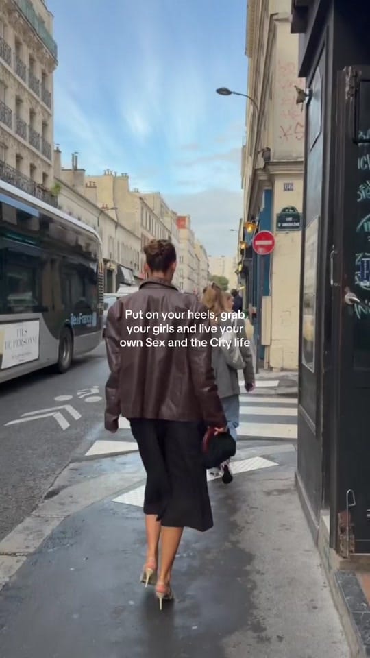Post 6 by Paulavintage on TikTok (video)