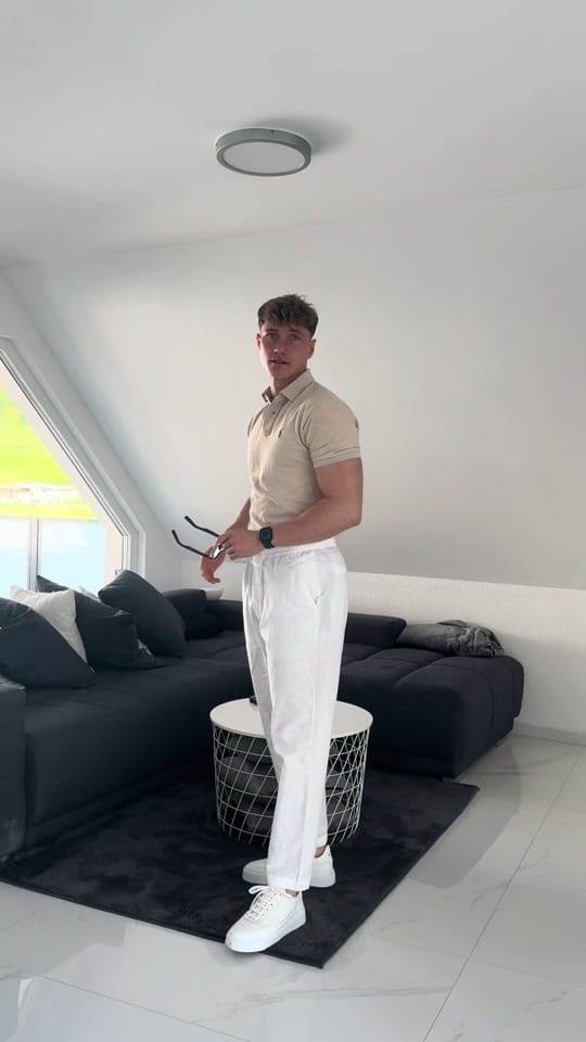 Post 9 by Nico on TikTok (video)