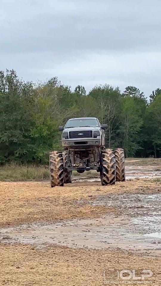 Post 5 by Offroad Life Pics📸 on TikTok (video)