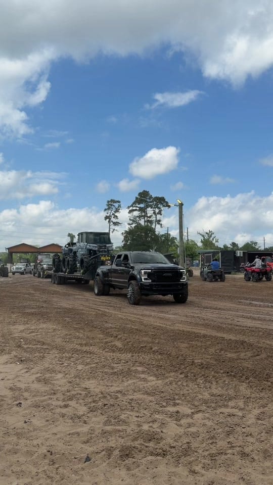 Post 1 by Offroad Life Pics📸 on TikTok (video)