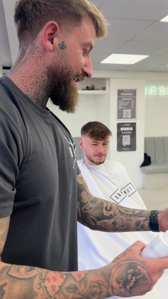 Post 10 by BARBERSNO1 on TikTok (video)