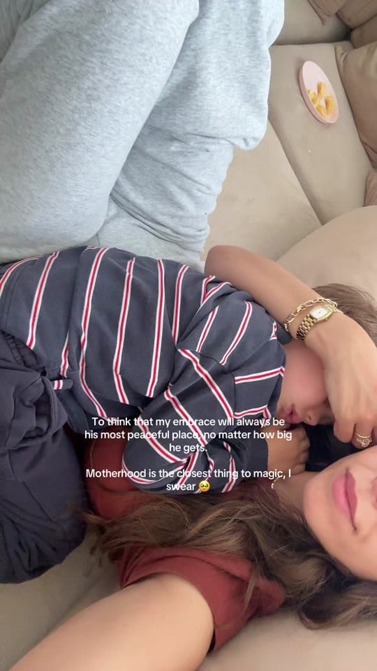 Post 1 by lirismakeupbag on TikTok (video)