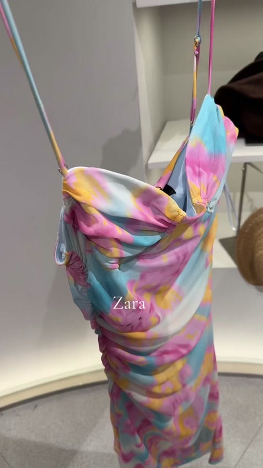 Post 4 by liv_Style🪽 on TikTok (video)