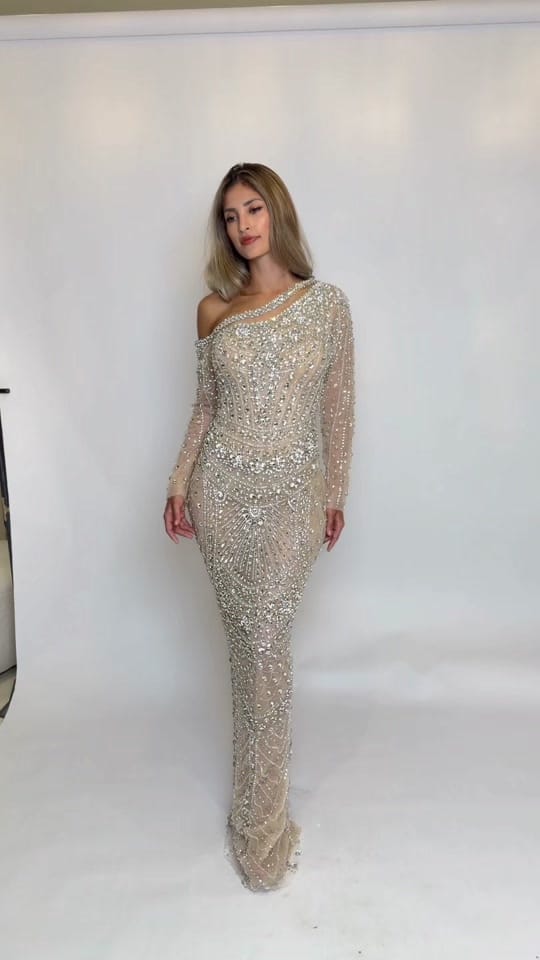 Post 4 by brunacouture on TikTok (video)