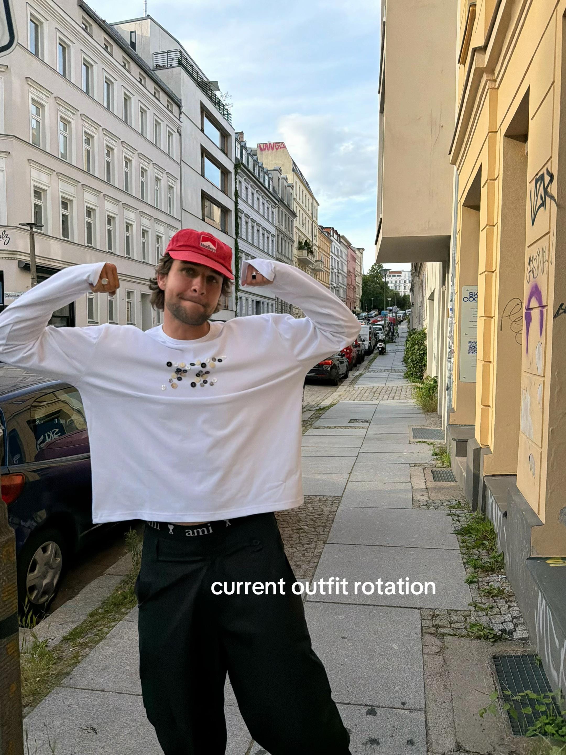 Post 2 by Louis Thesing on TikTok (video)