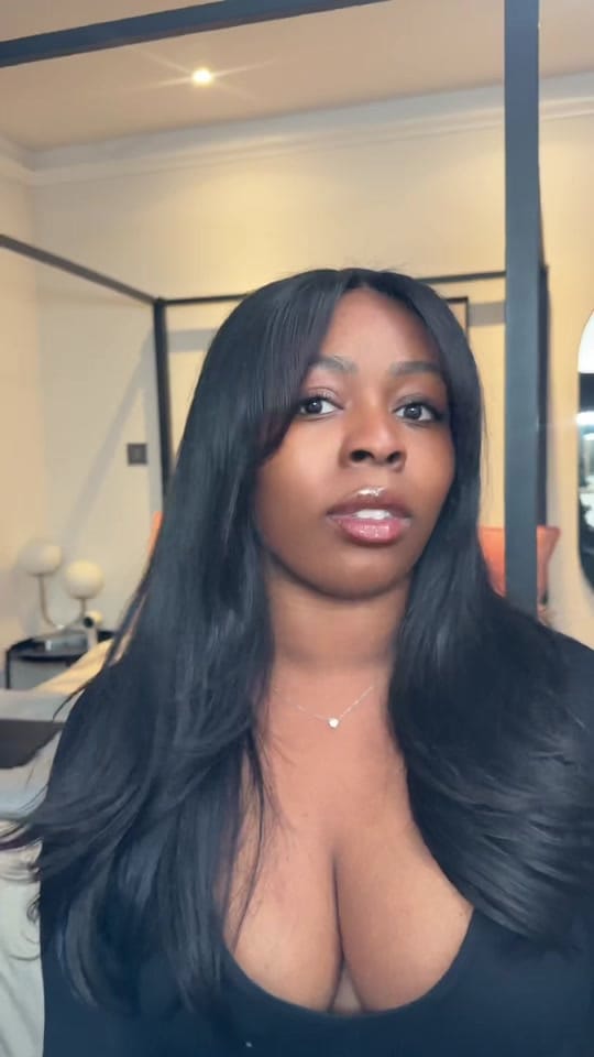 Post 7 by Arikeartistry on TikTok (video)