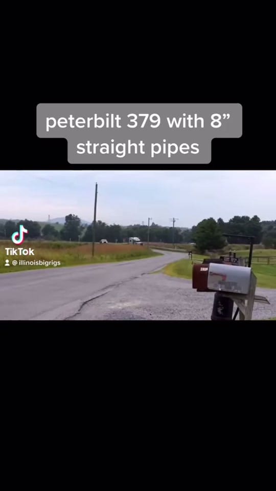 Post 10 by Illinois Big Rigs on TikTok (video)