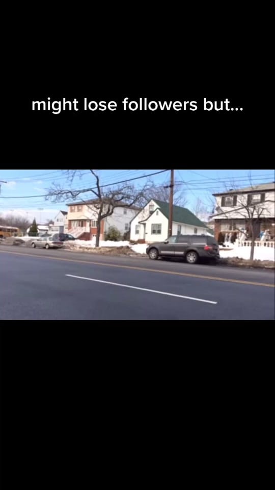 Post 1 by Illinois Big Rigs on TikTok (video)