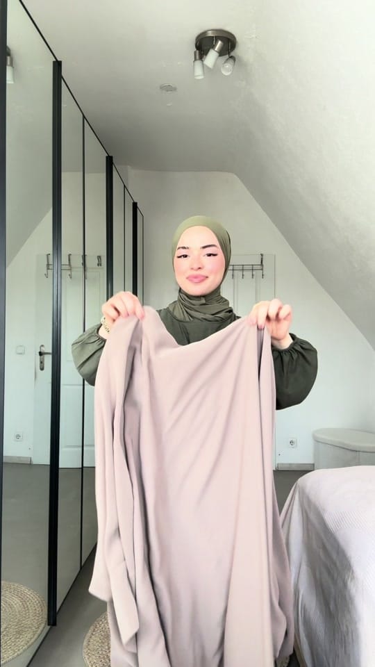 Post 8 by NurNisa on TikTok (video)