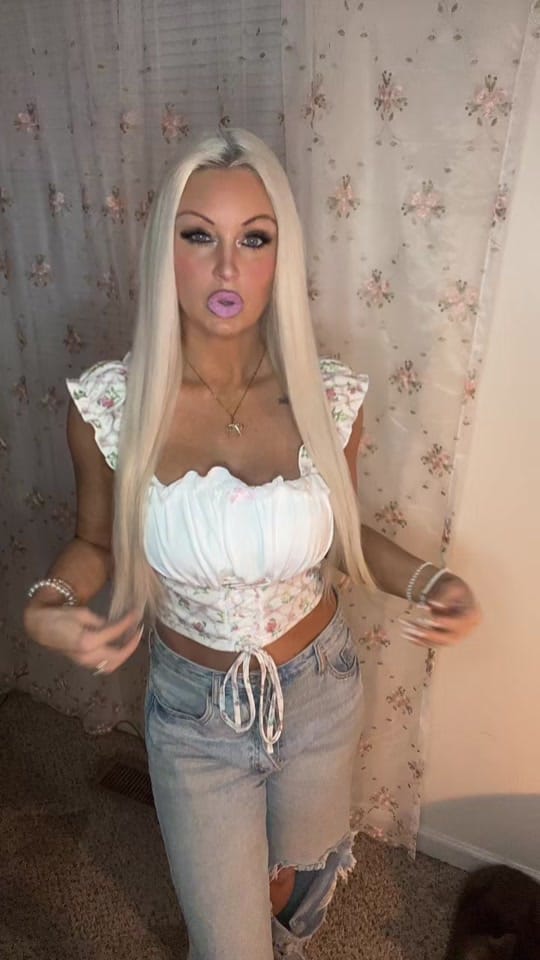 Post 4 by Kayleigh 🎀 on TikTok (video)