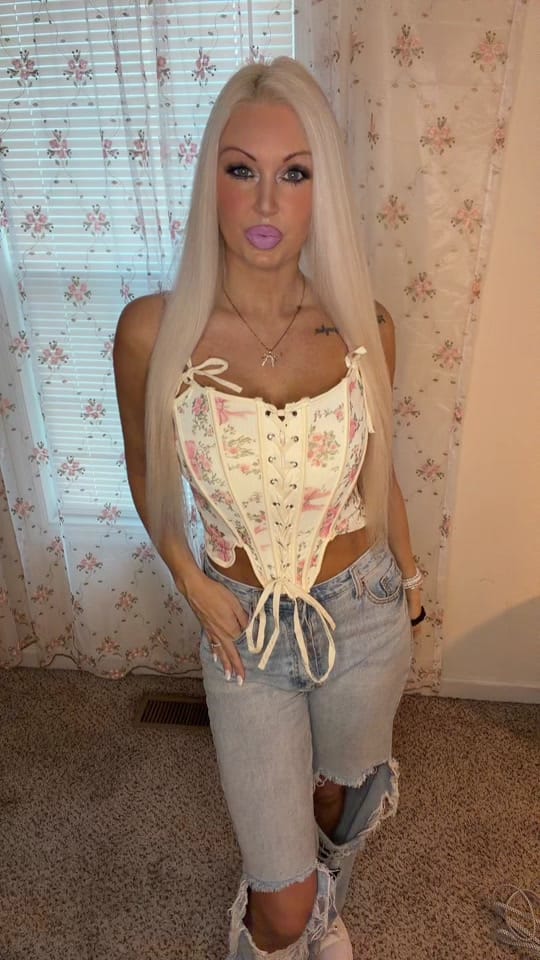 Post 2 by Kayleigh 🎀 on TikTok (video)