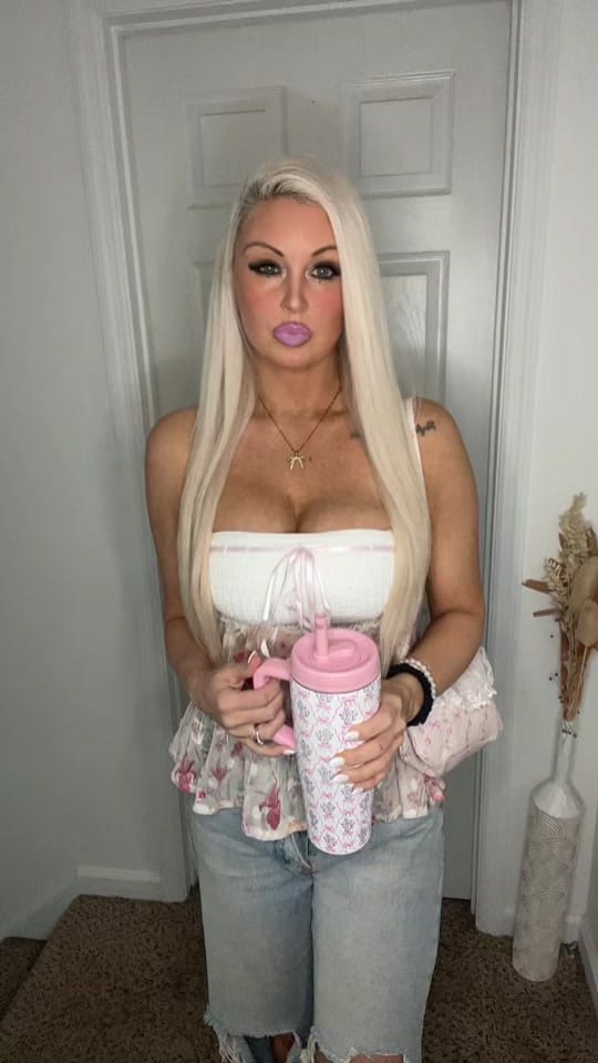 Post 8 by Kayleigh 🎀 on TikTok (video)