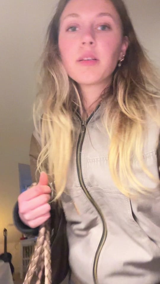 Post 4 by 𝑅𝑜𝑚𝑦 on TikTok (video)