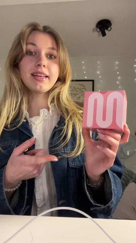 Post 8 by 𝑅𝑜𝑚𝑦 on TikTok (video)
