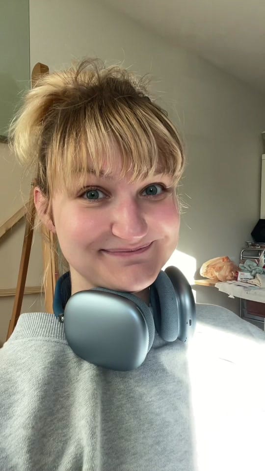 Post 4 by Francie on TikTok (video)