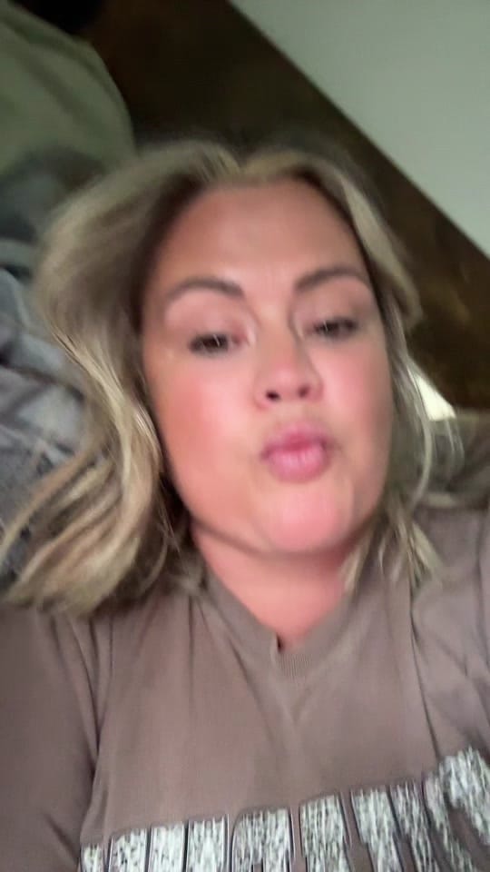 Post 5 by nikki 🖤 on TikTok (video)