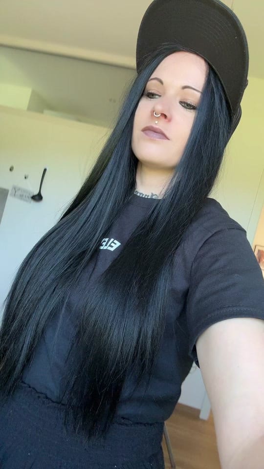 Post 9 by Alina |-/ on TikTok (video)