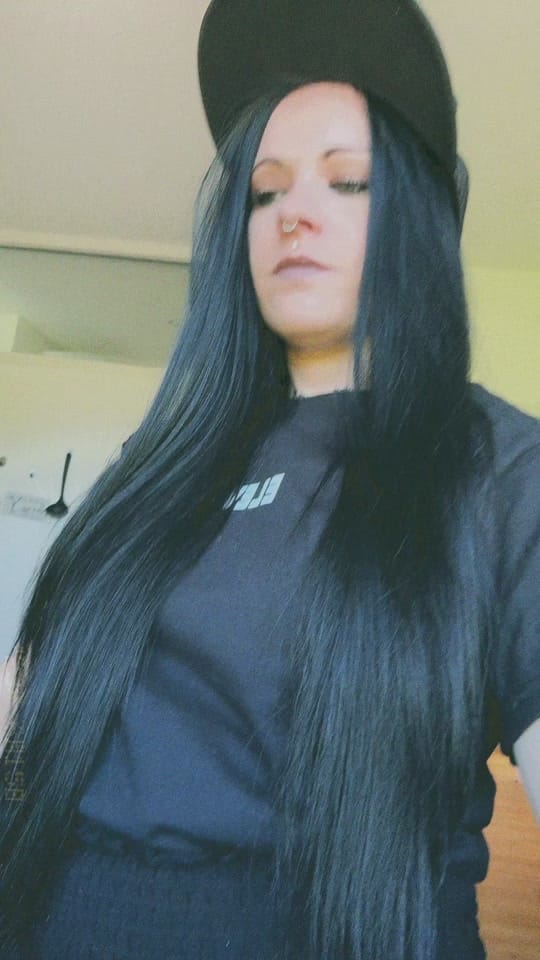 Post 8 by Alina |-/ on TikTok (video)