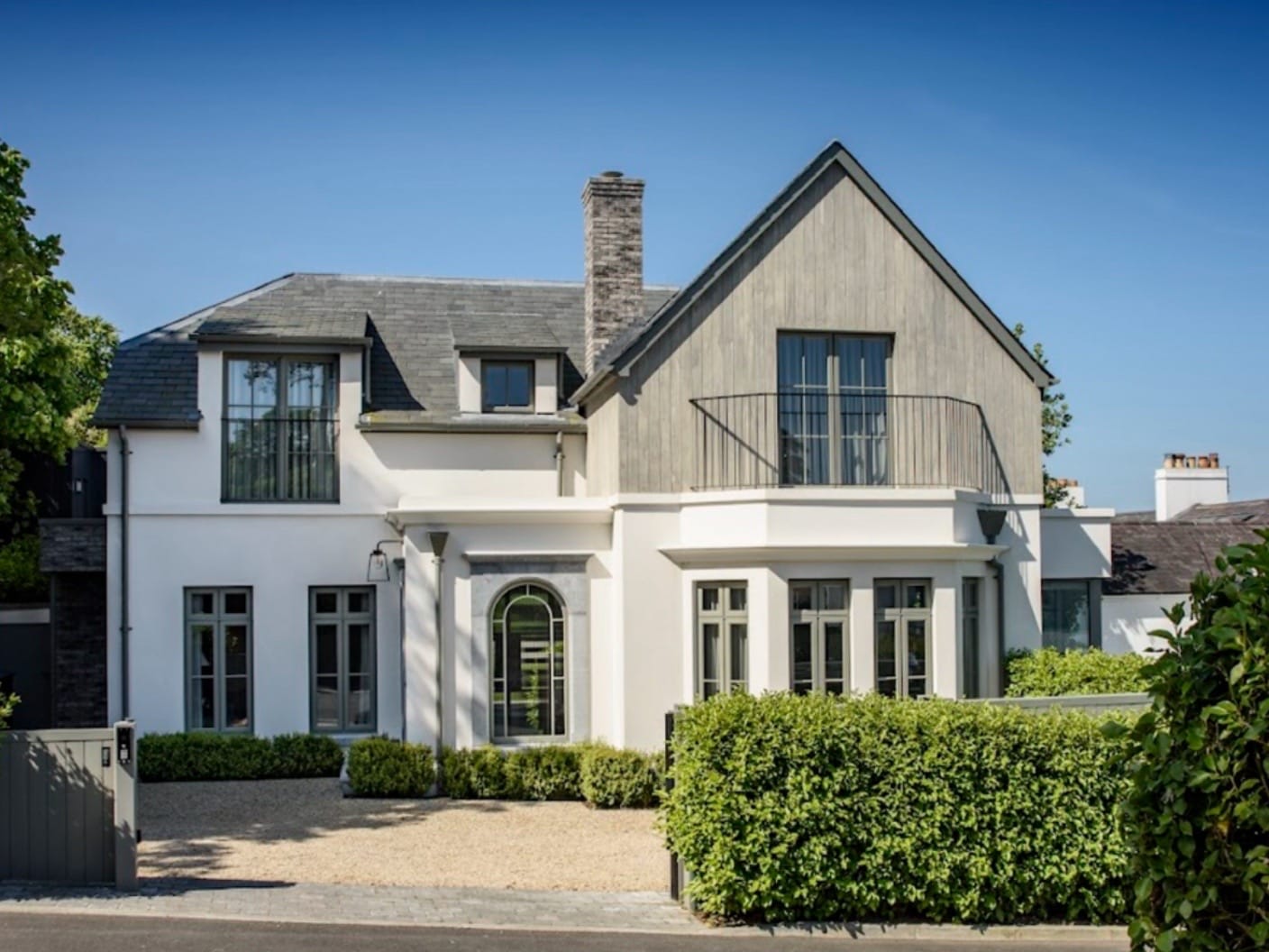 Post 6 by Des Ewing Architects on TikTok (video)
