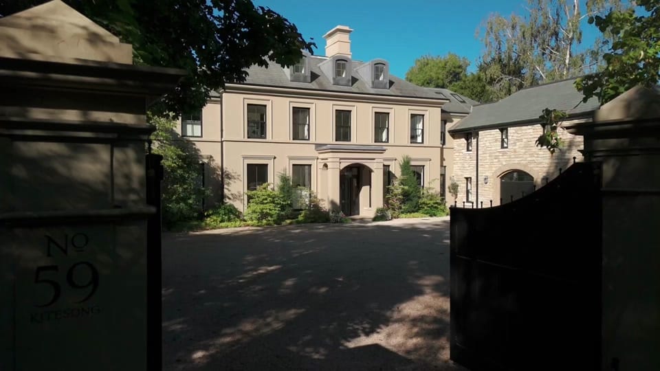 Post 10 by Des Ewing Architects on TikTok (video)