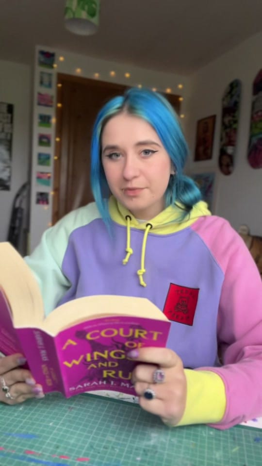 Post 5 by Ika Turek💫 on TikTok (video)