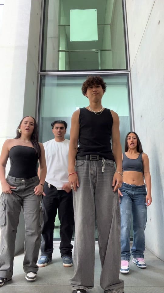 Post 8 by Omar La Crema on TikTok (video)