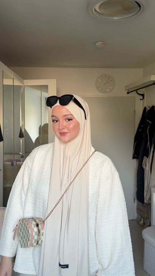Post 10 by Aya ☁️ on TikTok (video)