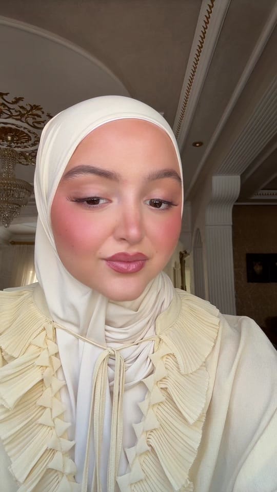 Post 1 by Aya ☁️ on TikTok (video)